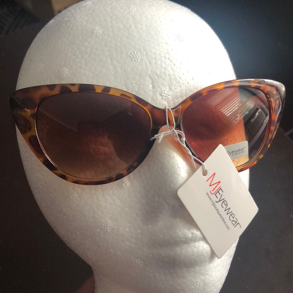 BNWT Women’s Sunglasses